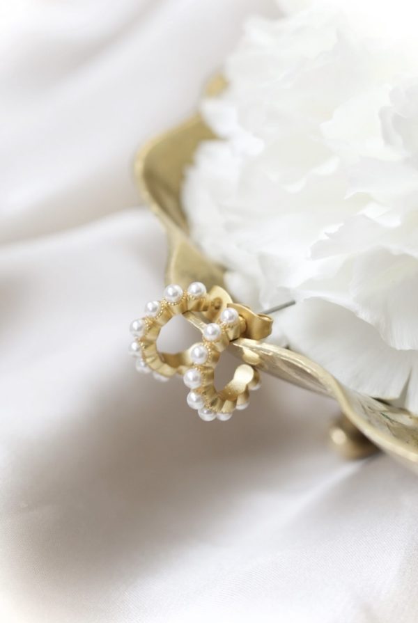 Pearly delicate ørepynt petite