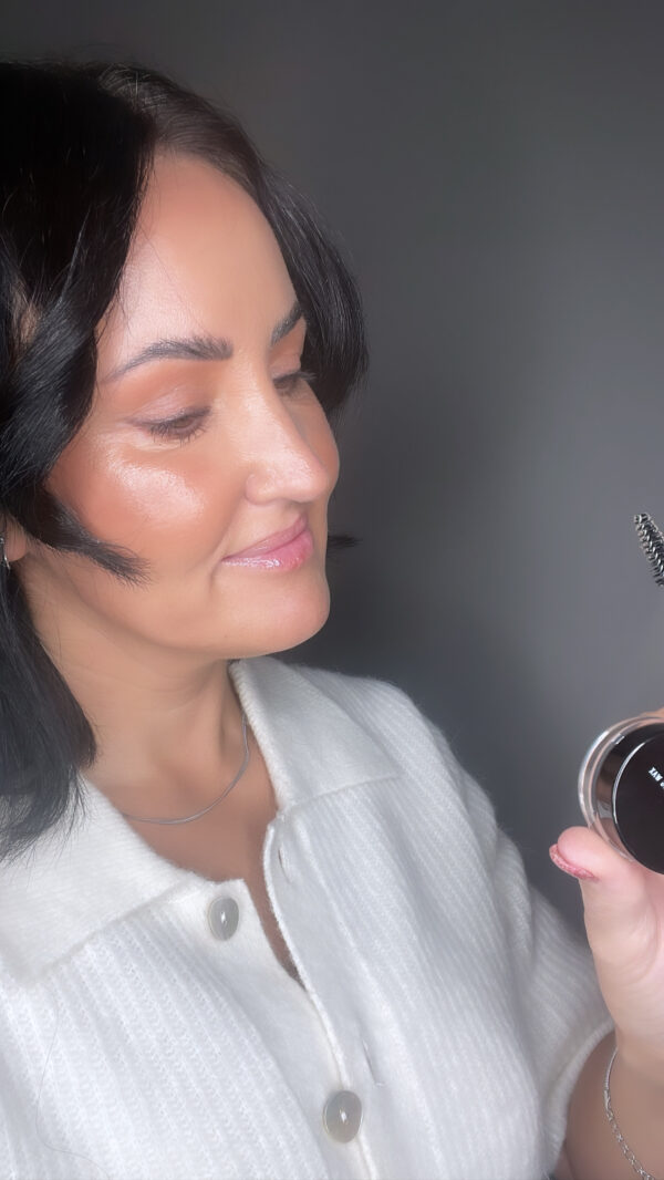 FRID Brow Styling Wax med kost - Image 3