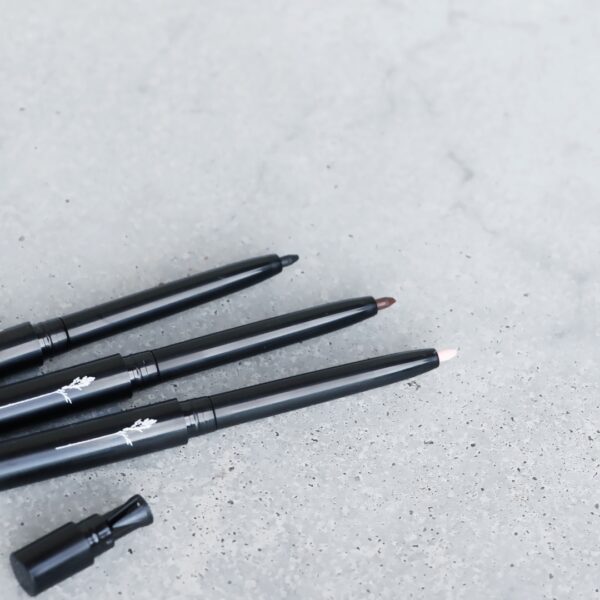 FRID Smooth Eyeliner – slim - Image 3